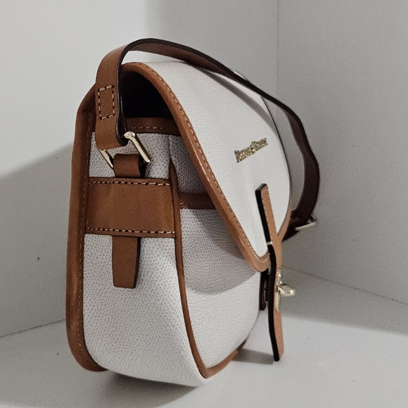 Like New!Dooney And Bourke Ivory/tan leather Shoulder bag - Picture 9 of 15